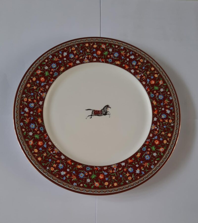PLATO DE FONDO CHEVAL