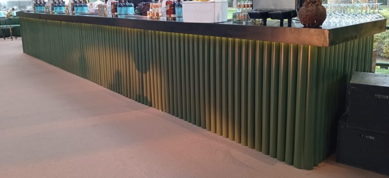 Barra Ondeada verde con Tablero negro de 10 mts.